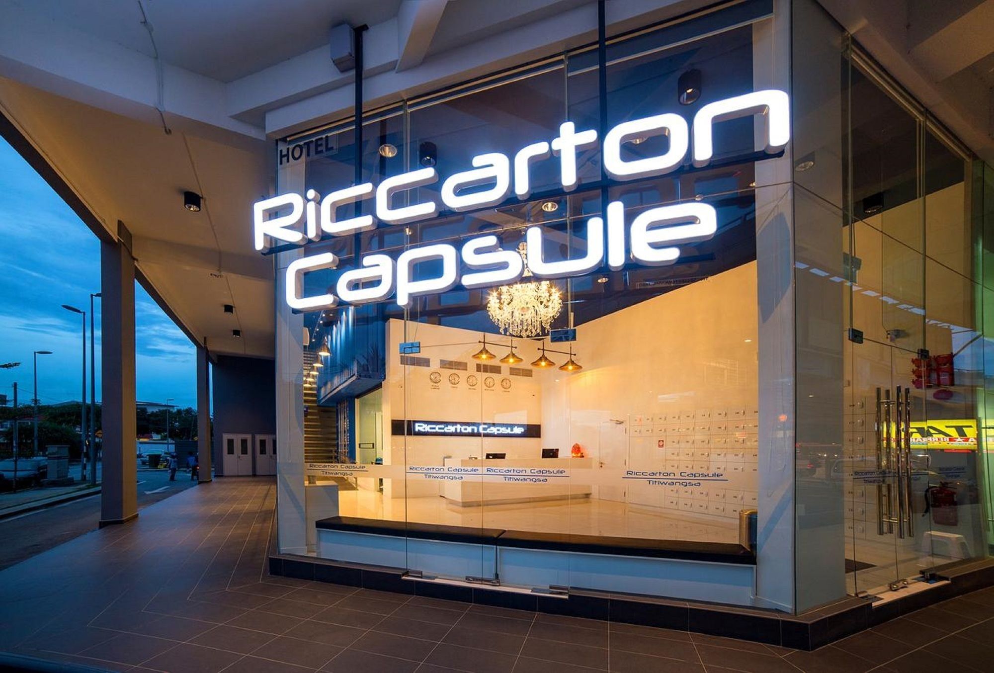 Riccarton Capsule Hotel Κουάλα Λουμπούρ Εξωτερικό φωτογραφία